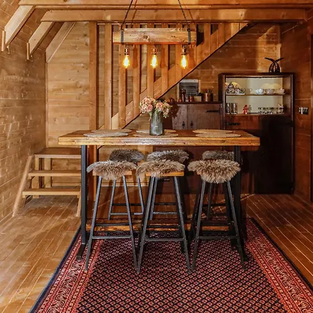 Iva Chalet